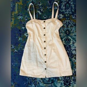 White denim dress with buttons